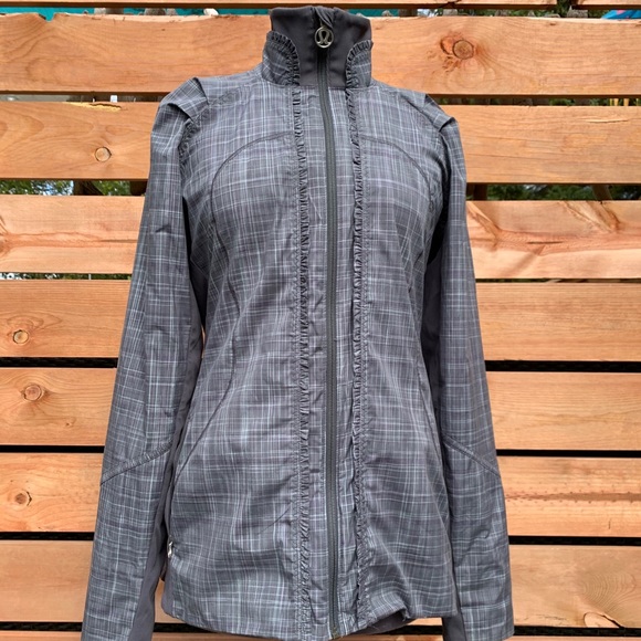 lululemon ahead of the curve jacket